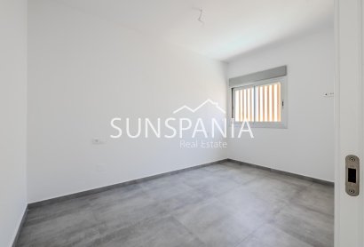 Obra nueva - Chalet -
Algorfa - La Finca Golf