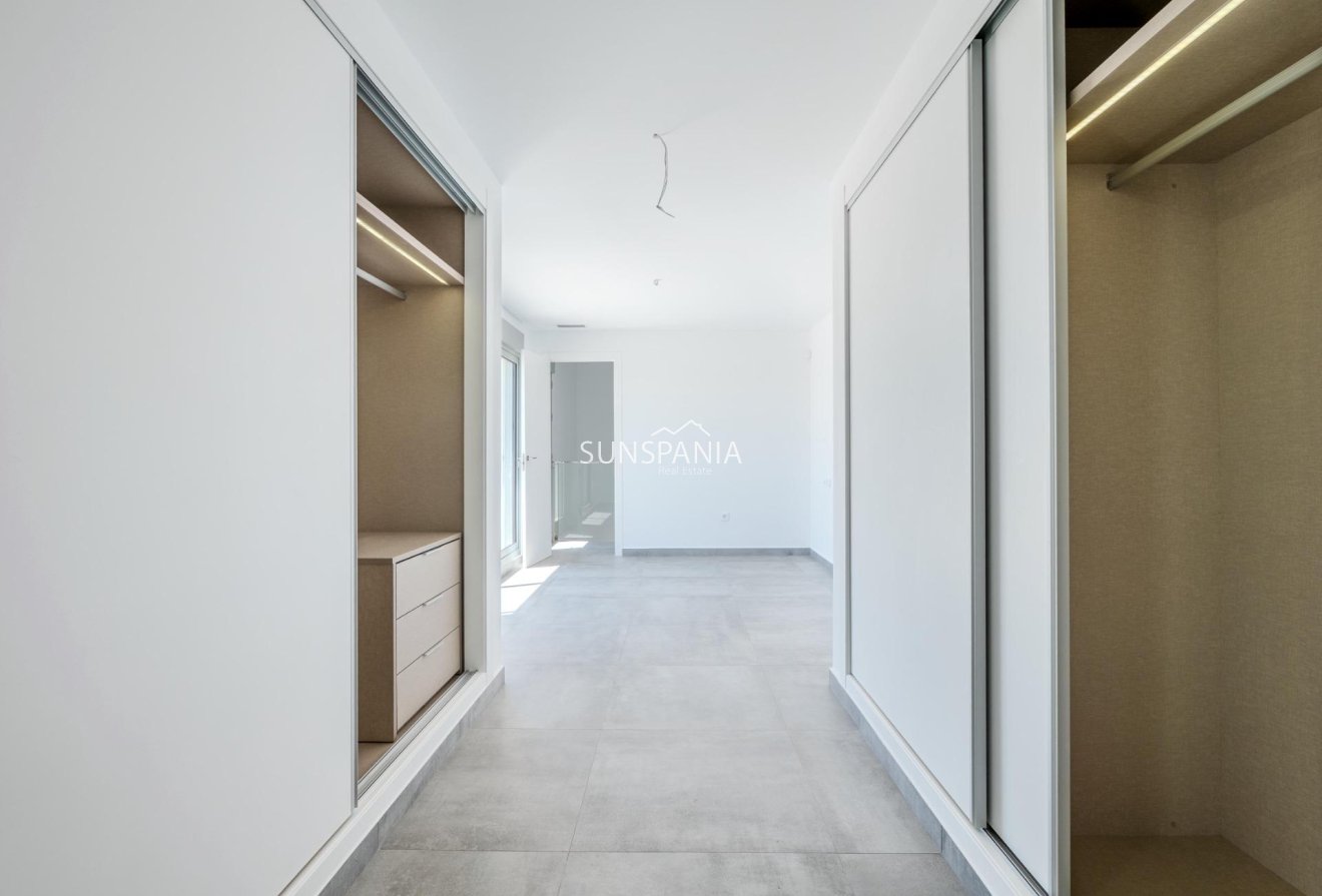 Obra nueva - Chalet -
Algorfa - La Finca Golf