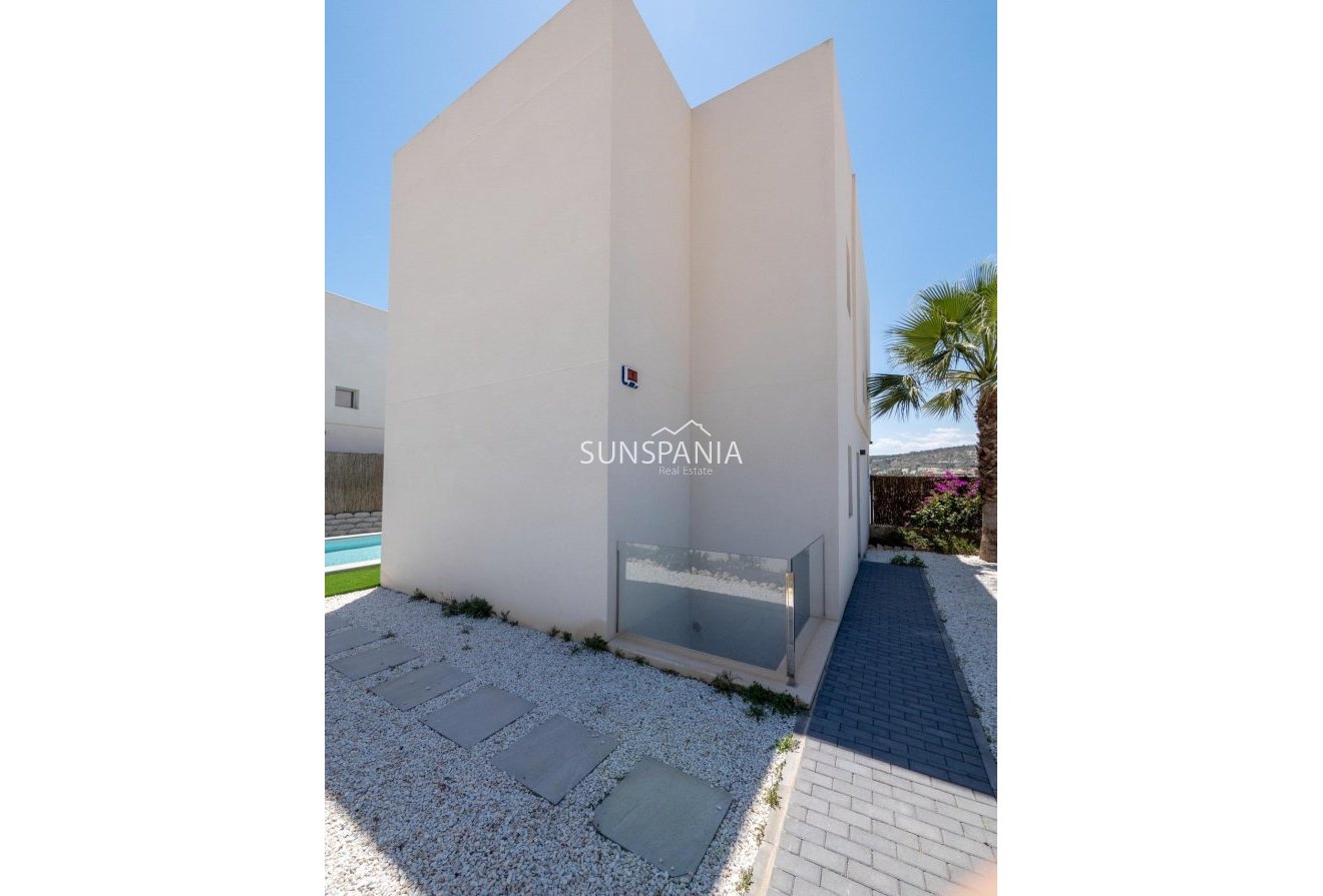 Obra nueva - Chalet -
Algorfa - La Finca Golf