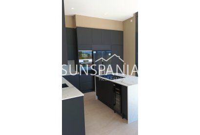 Obra nueva - Chalet -
Pilar de la Horadada - Roda Golf