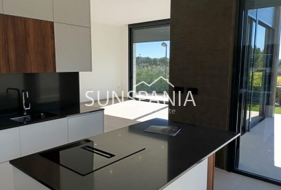 Obra nueva - Chalet -
Pilar de la Horadada - Roda Golf
