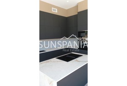 Obra nueva - Chalet -
Pilar de la Horadada - Roda Golf