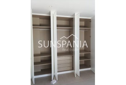 Obra nueva - Chalet -
Pilar de la Horadada - Roda Golf