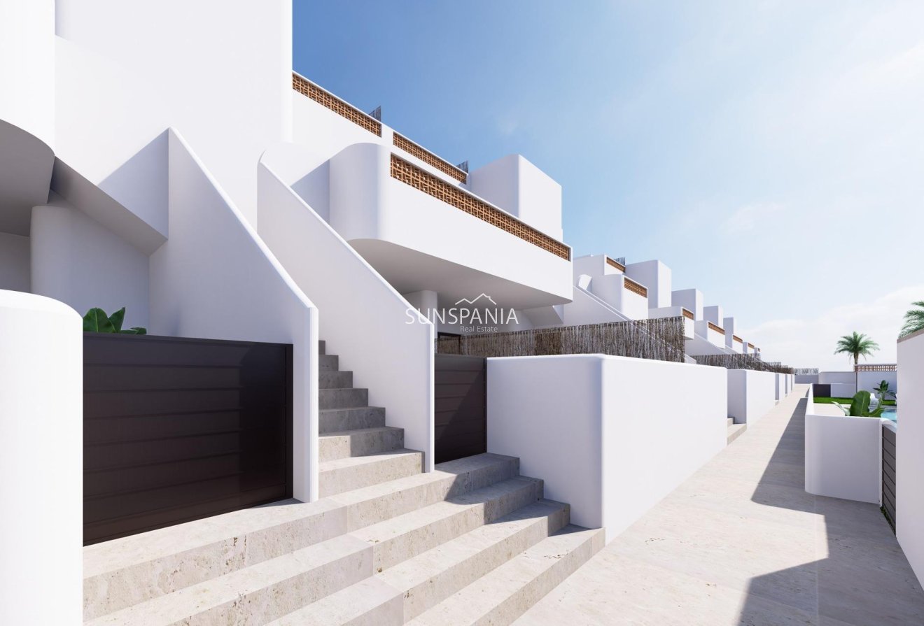 Obra nueva - Piso -
Dolores - Sector 3