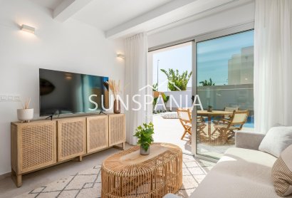Obra nueva - Piso -
Dolores - Sector 3