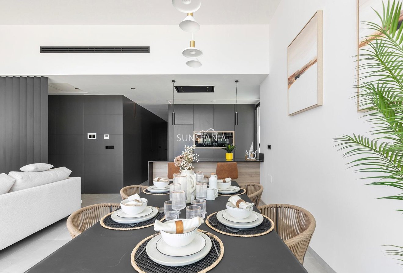 Obra nueva - Chalet -
Torrevieja - Los Balcones
