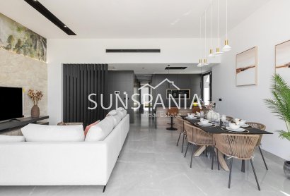 Obra nueva - Chalet -
Torrevieja - Los Balcones