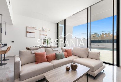 Obra nueva - Chalet -
Torrevieja - Los Balcones