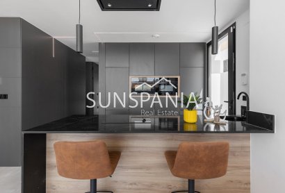 Obra nueva - Chalet -
Torrevieja - Los Balcones
