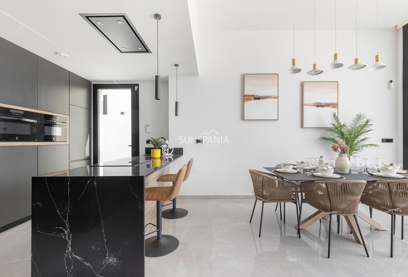 Obra nueva - Chalet -
Torrevieja - Los Balcones