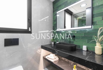 Obra nueva - Chalet -
Torrevieja - Los Balcones