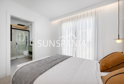 New Build - Villa -
Alicante