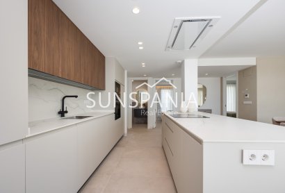 New Build - Villa -
Alicante