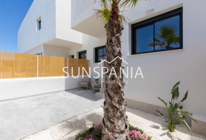 Obra nueva - Piso -
Dolores - Sector 3