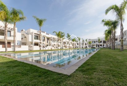 Obra nueva - Piso -
Torrevieja - Los Balcones