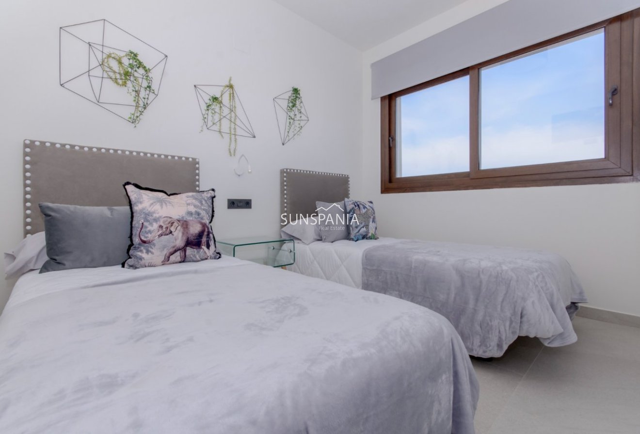 Obra nueva - Piso -
Torrevieja - Los Balcones
