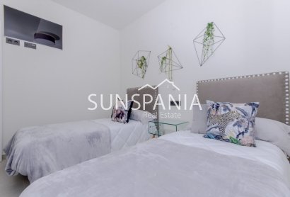 Obra nueva - Piso -
Torrevieja - Los Balcones