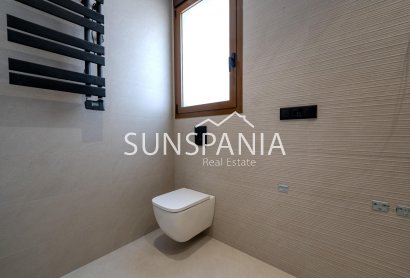 Obra nueva - Chalet -
Benejúzar - alta