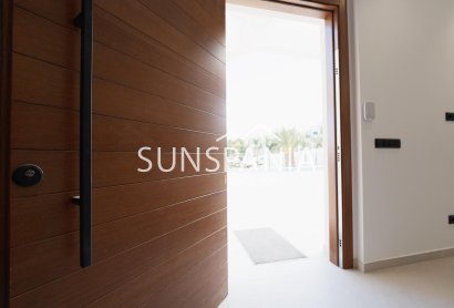 Obra nueva - Chalet -
Benejúzar - alta
