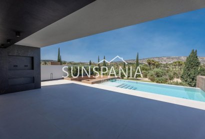 Obra nueva - Chalet -
Algorfa - La Finca Golf