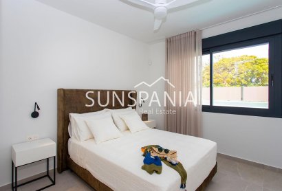 Obra nueva - Chalet -
Sucina
