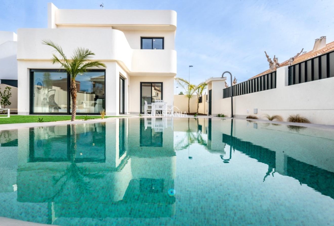 Obra nueva - Chalet -
Torre Pacheco - Roldán