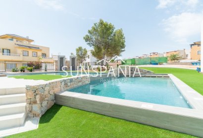 Obra nueva - Piso -
Torrevieja - Los Balcones