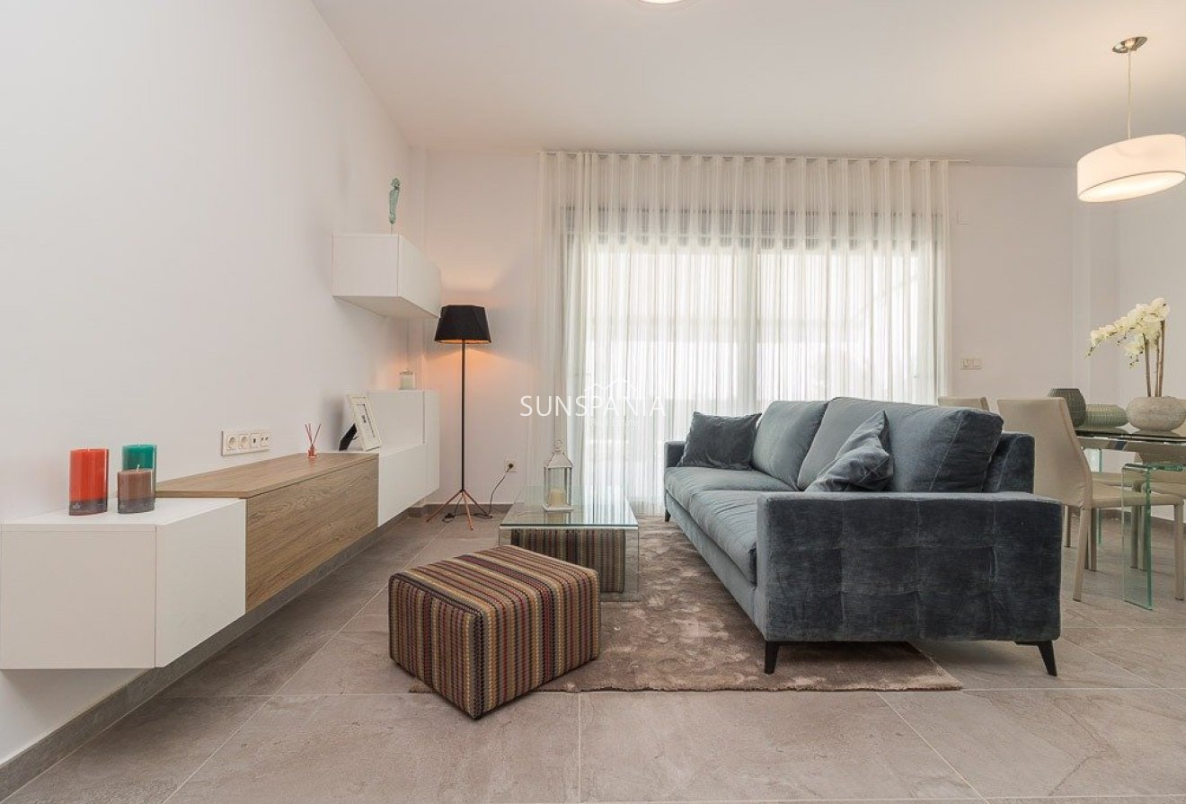 Obra nueva - Piso -
Torrevieja - Los Balcones