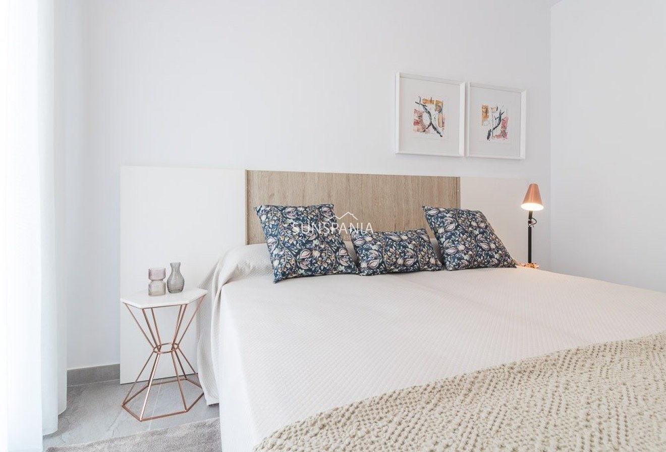 Obra nueva - Piso -
Torrevieja - Los Balcones