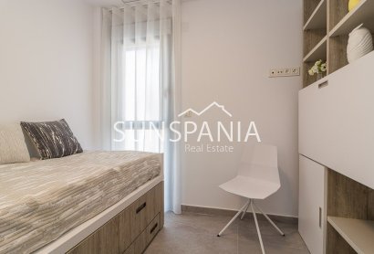 Obra nueva - Piso -
Torrevieja - Los Balcones