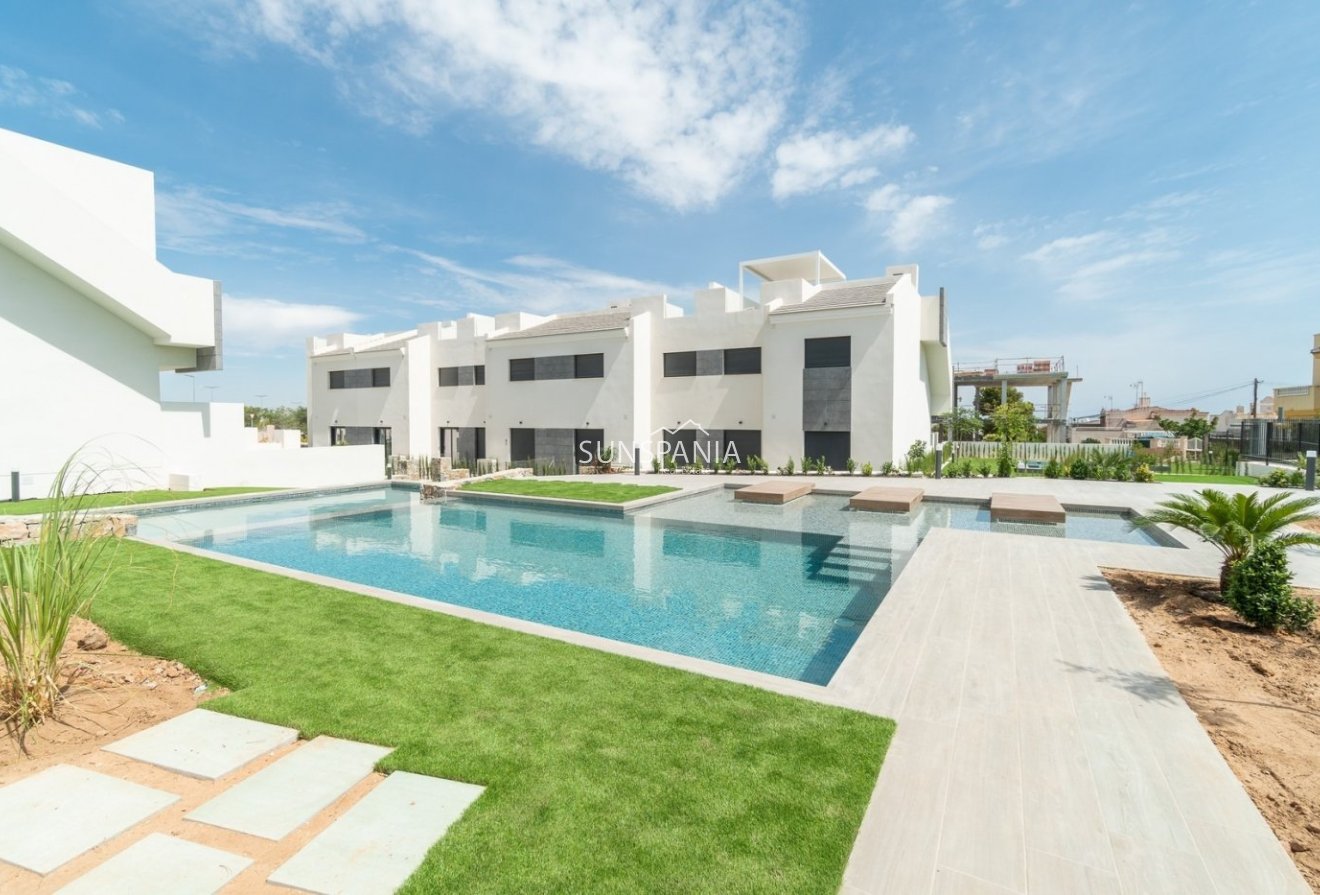 Obra nueva - Piso -
Torrevieja - Los Balcones
