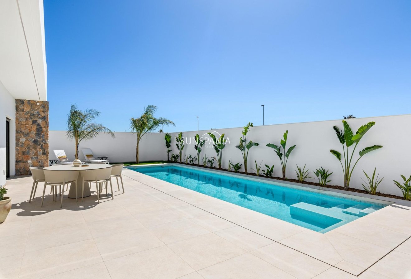 Obra nueva - Chalet -
San Javier - Parque del doce