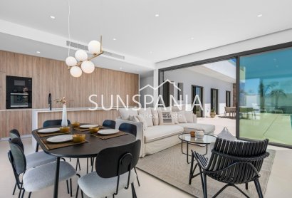 Obra nueva - Chalet -
San Javier - Parque del doce