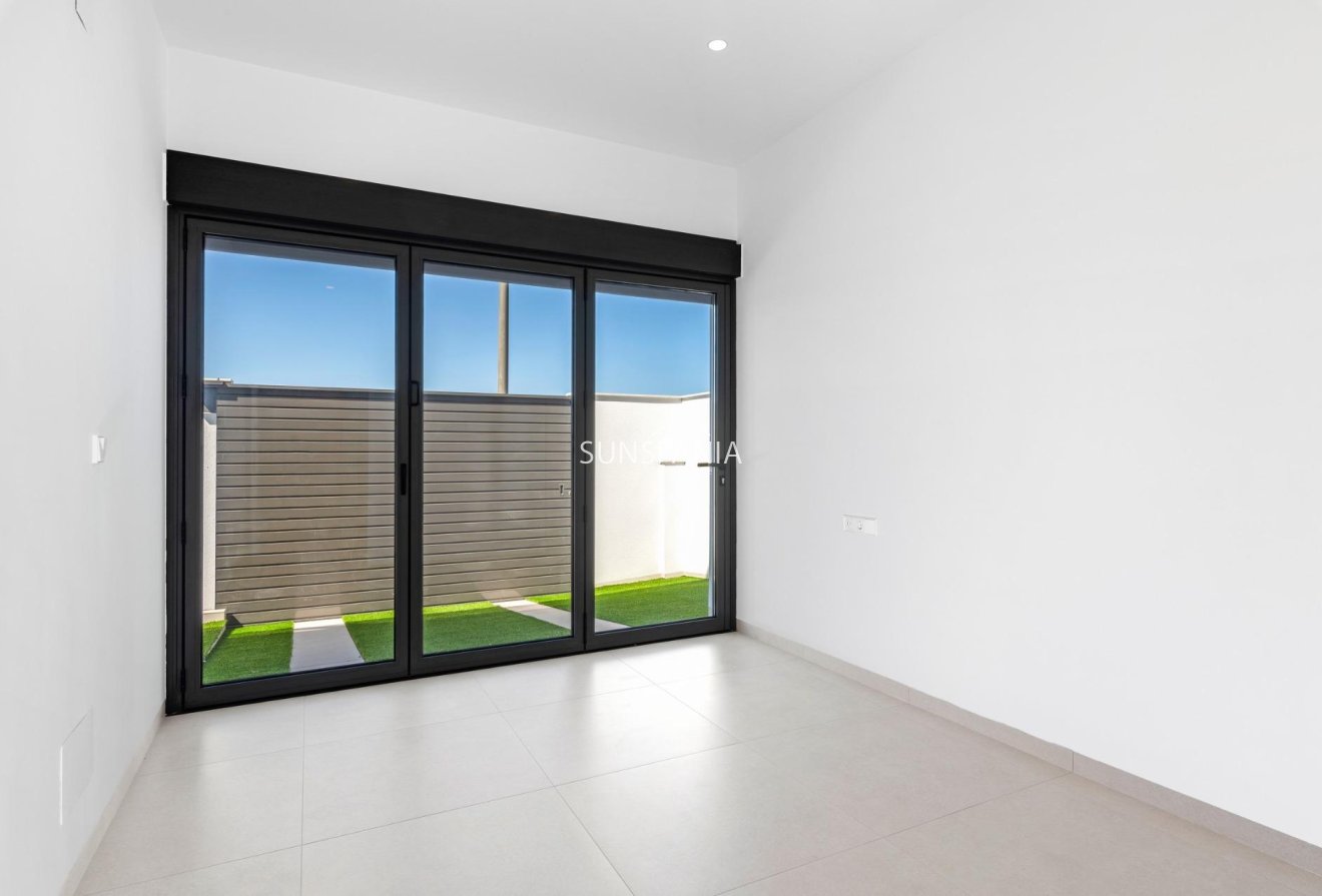 Obra nueva - Chalet -
San Javier - Parque del doce