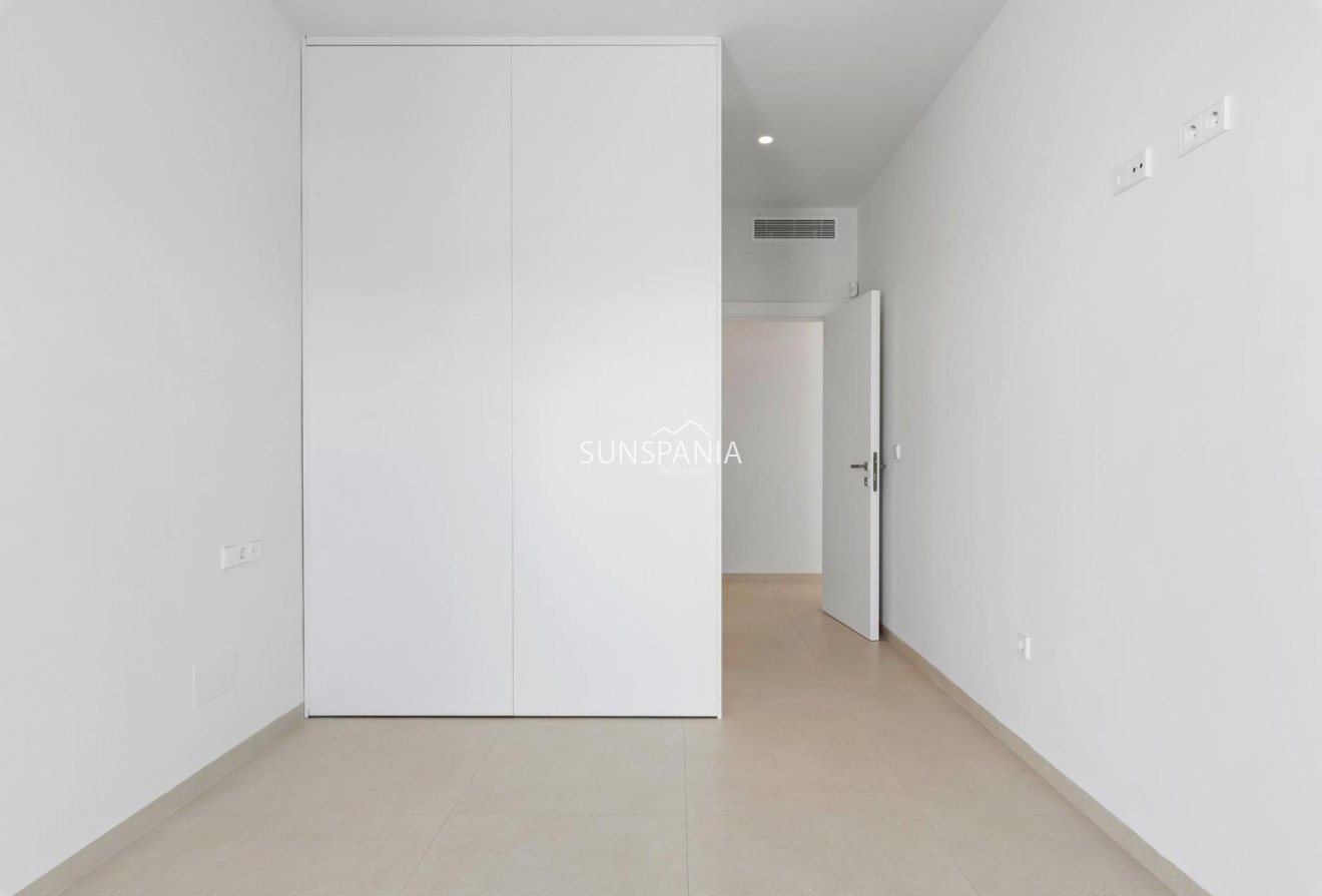 Obra nueva - Chalet -
San Javier - Parque del doce