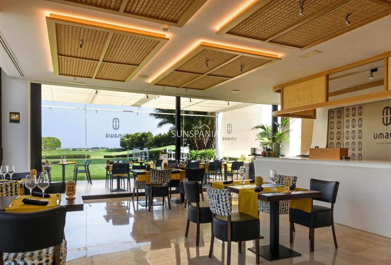 Obra nueva - Chalet -
Orihuela - Las Colinas Golf