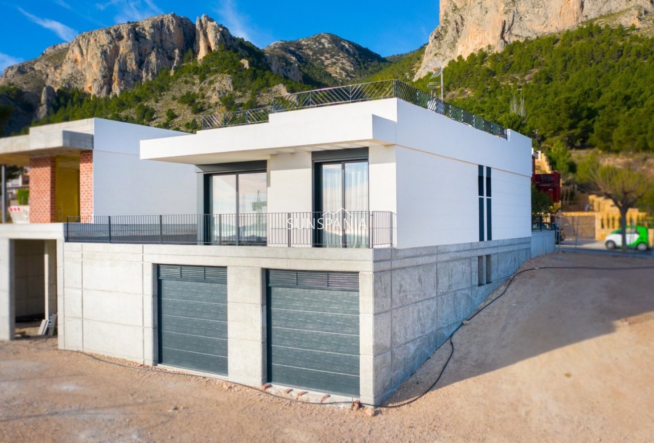 Obra nueva - Chalet -
Polop - Urbanizaciones