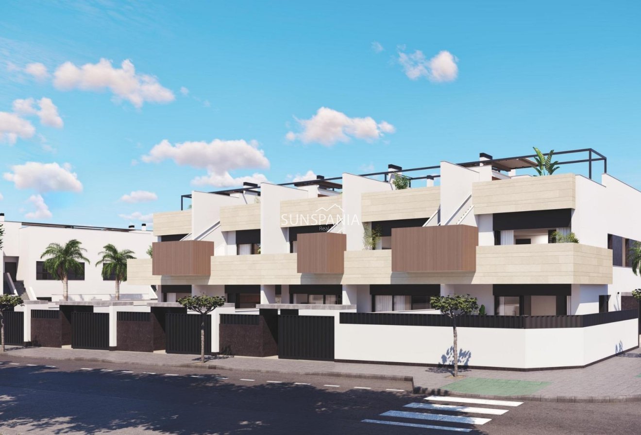 Obra nueva - Piso -
Pilar de la Horadada - pueblo