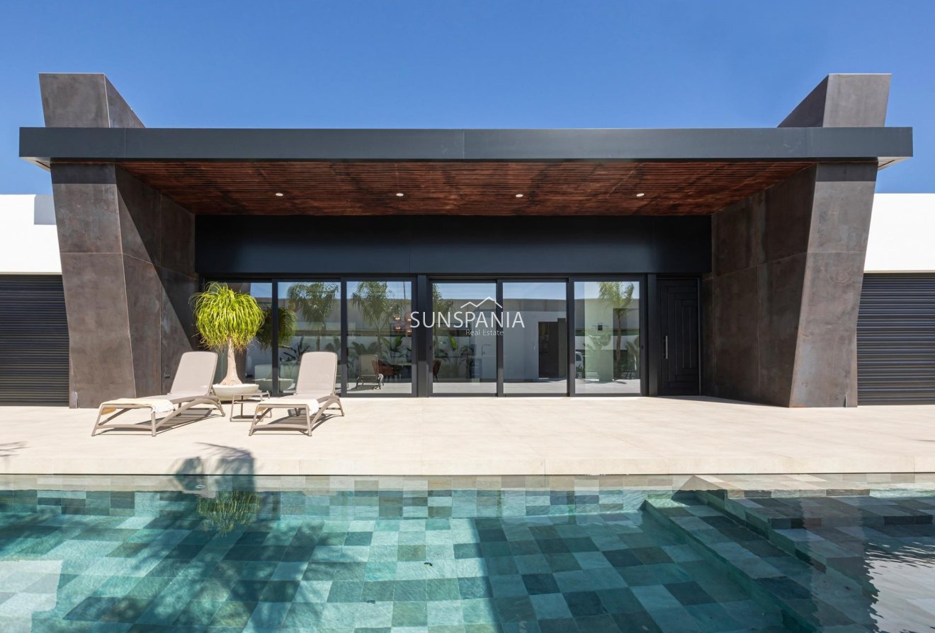 Obra nueva - Chalet -
Rojales - Ciudad Quesada