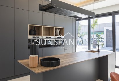 Obra nueva - Chalet -
Rojales - Ciudad Quesada