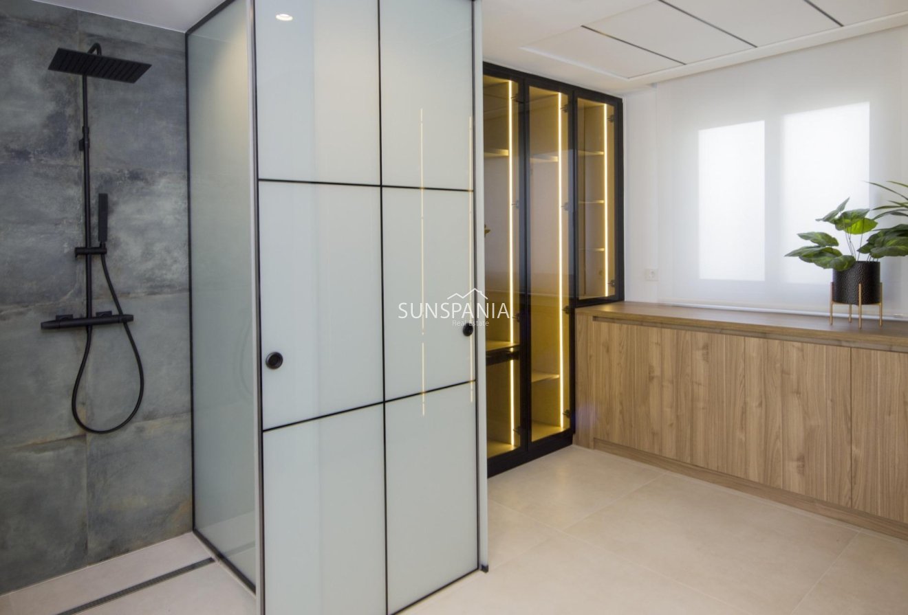 Obra nueva - Chalet -
Rojales - Ciudad Quesada