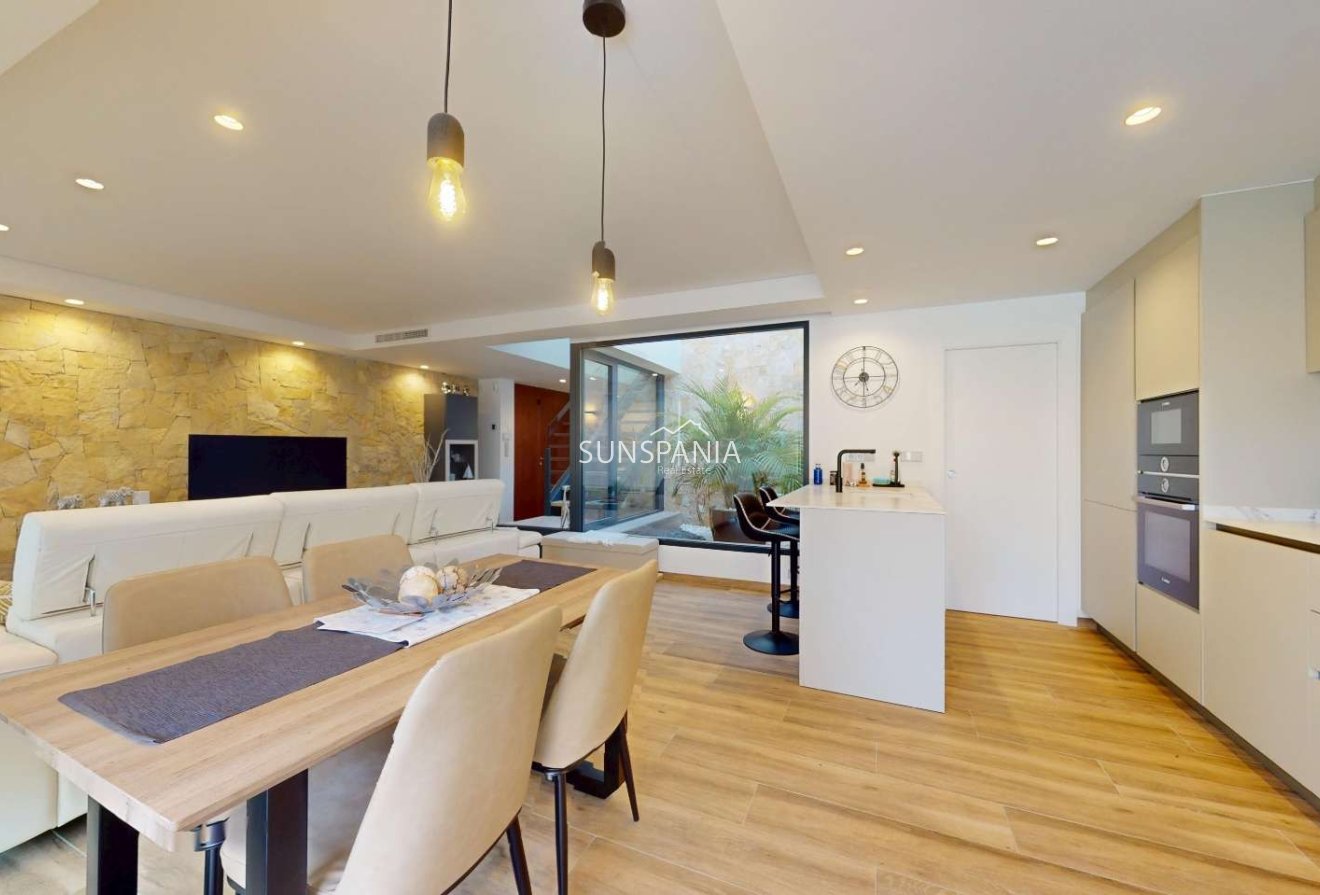 Reventa - Chalet -
Monforte del Cid - Font del Llop