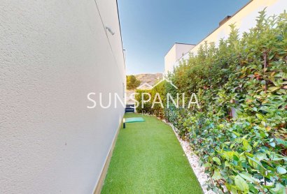 Reventa - Chalet -
Monforte del Cid - Font del Llop
