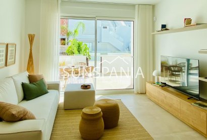 Obra nueva - Piso -
Pilar de la Horadada - pueblo