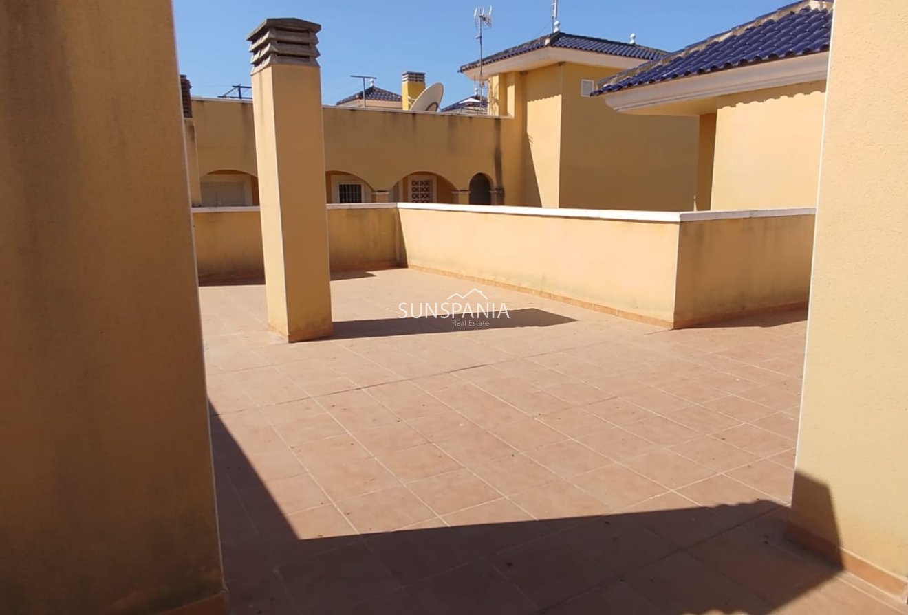 Reventa - Piso -
Algorfa