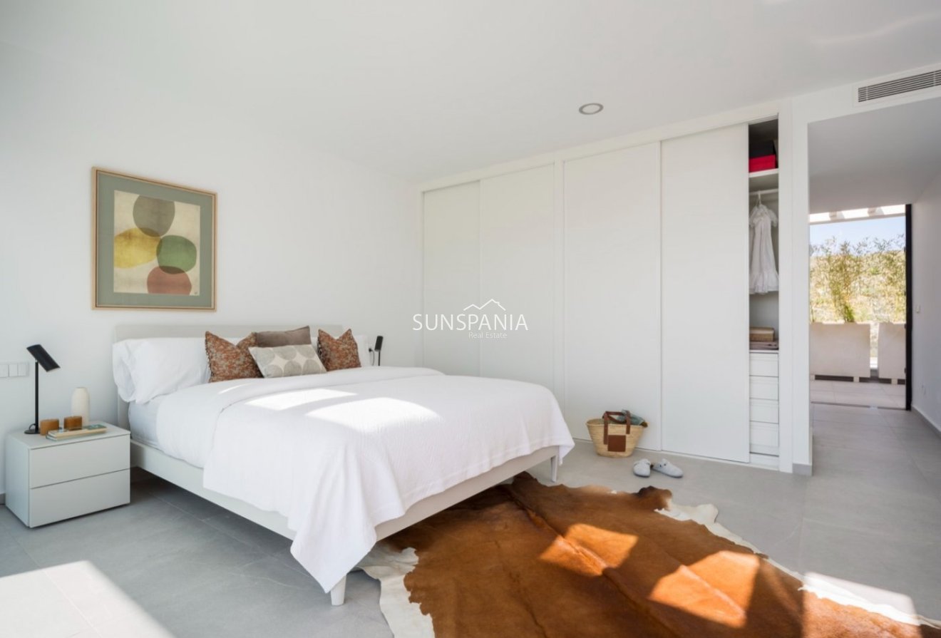 Obra nueva - Chalet -
Banos y Mendigo - Altaona Golf