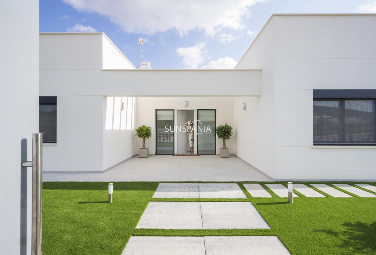 Obra nueva - Chalet -
Banos y Mendigo - Altaona Golf
