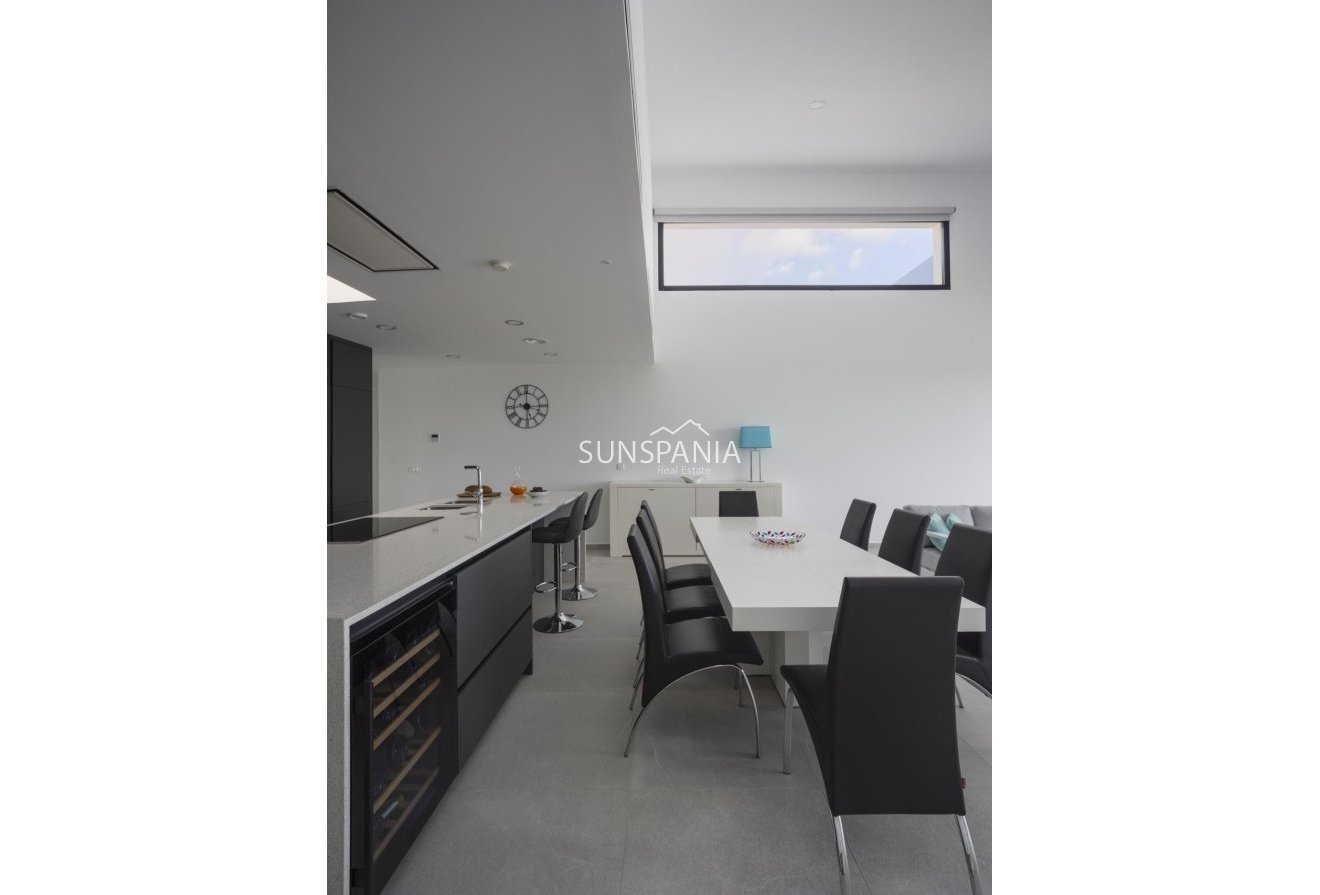Obra nueva - Chalet -
Banos y Mendigo - Altaona Golf