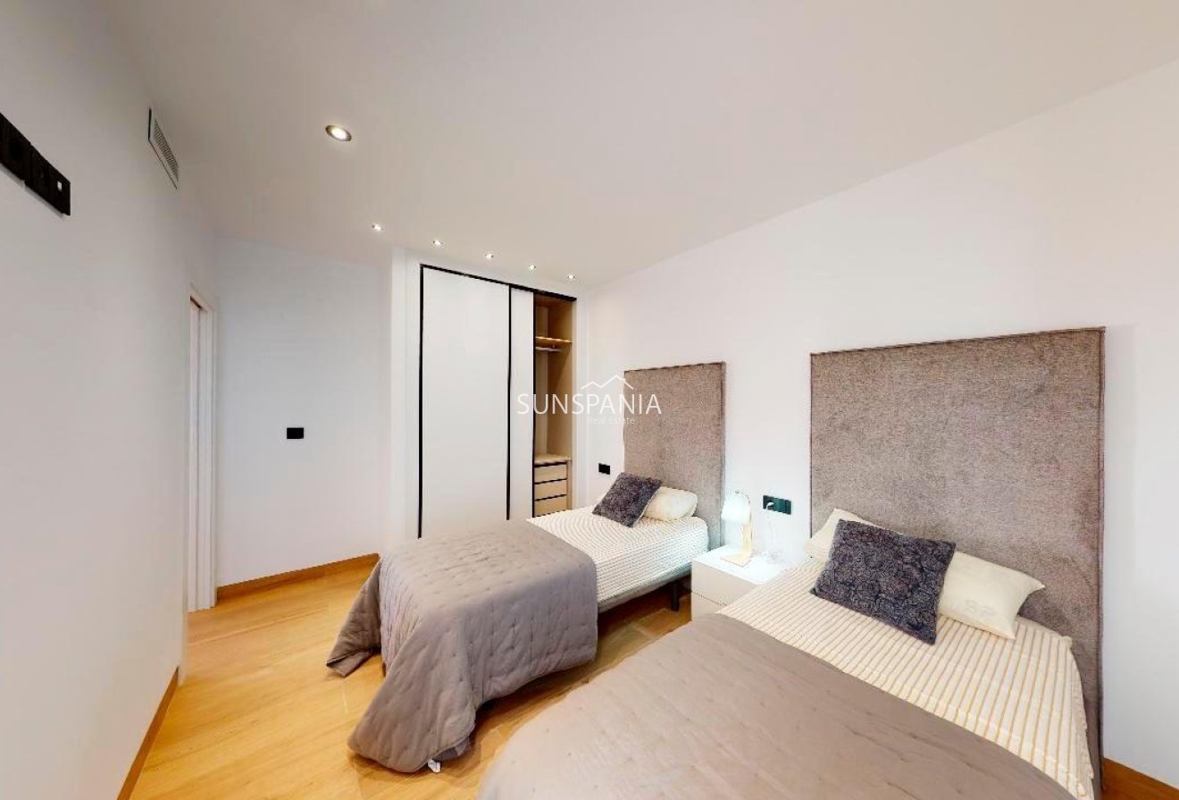 Obra nueva - Chalet -
Finestrat - Campana Garden