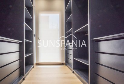 Obra nueva - Chalet -
Finestrat - Campana Garden